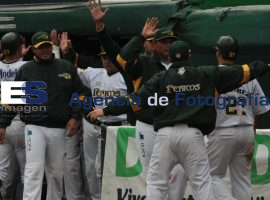 Beisbol Pericos Vs Guerreros - ES imagen agencia de fotografía