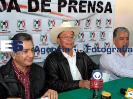 Excandidatos a diputados del PRI reconocen la derota electoral - ES imagen agencia de fotografía