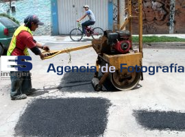 Bachean por su cuenta vecinos de la Libertad - ES imagen agencia de fotografía