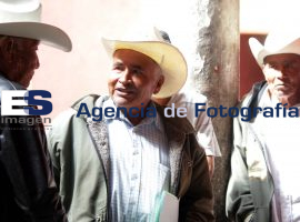 Frente de Pueblos  - ES imagen agencia de fotografía