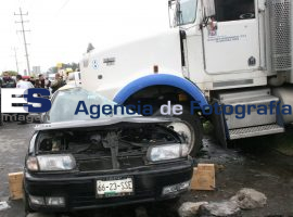 Fatal Accidente Autopista Puebla-México - ES imagen agencia de fotografía