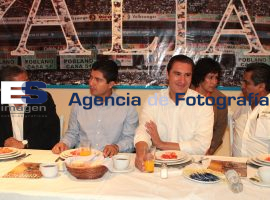 Se reune Moreno Valle con maestros del SNTE - ES imagen agencia de fotografía