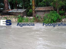Riesgos por Crecida del Rio Atoyac - ES imagen agencia de fotografía