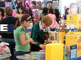 Organiza PROFECO feria de utiles escolares - ES imagen agencia de fotografía