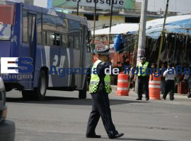 Reordenamiento en zona de mercado Hidalgo  - ES imagen agencia de fotografía