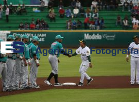 Beisbol Pericos Vs Saraperos - ES imagen agencia de fotografía