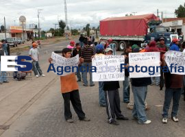 Bloquean federal a Huejotzingo por protesta contra Dolores Parra - ES imagen agencia de fotografía