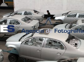 Continuan negociaciones entre VW y sindicato - ES imagen agencia de fotografía