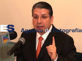 Se defiende Enrique Doger de acusaciones - ES imagen agencia de fotografía