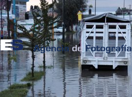 Inundaciones por Lluvias - ES imagen agencia de fotografía