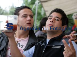 Kermes de bienvenida en Ciudad Universitaria  - ES imagen agencia de fotografía