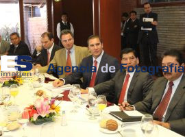 Se reune RMV y MMT con diputados en casa Puebla - ES imagen agencia de fotografía