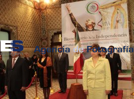 Montan guardias de honor en el Congreso del estado - ES imagen agencia de fotografía