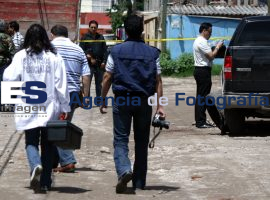 Enfrentamiento en Romero Vargas  - ES imagen agencia de fotografía
