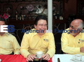 Miguel A. de la Rosa dirigente del PRD en Puebla - ES imagen agencia de fotografía