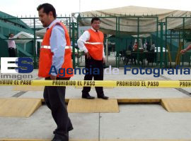 Desalojan la SEP por amenaza de bomba - ES imagen agencia de fotografía