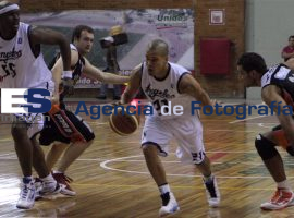 Basquetbol Ángeles Vs Soles - ES imagen agencia de fotografía