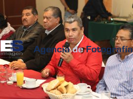 Busca Zavala apoyo de Jesús Morales - ES imagen agencia de fotografía