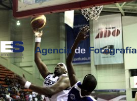 Derrota Ángeles 105-81 a Potros - ES imagen agencia de fotografía
