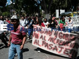 Manifestacion de Universitarios  - ES imagen agencia de fotografía