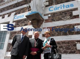 ARZOBISPO EN CARITAS  - ES imagen agencia de fotografía
