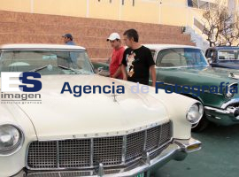 Exposición Autos Antiguos - ES imagen agencia de fotografía