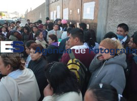 Cierran Escuela Manifestandose Contra Directora - ES imagen agencia de fotografía