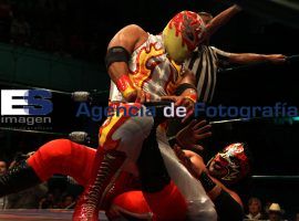Lucha Libre Arena Puebla - ES imagen agencia de fotografía