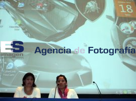 Alumnos Tec de Monterrey Proyecto Calentadores Solares - ES imagen agencia de fotografía