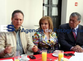 Buscar Gerardo Sánchez apoyo para la CNC  - ES imagen agencia de fotografía
