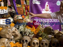 Exhibición Ofrendas Casa de la Cultura - ES imagen agencia de fotografía
