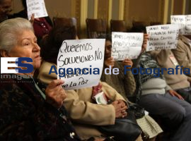 Sesión en el Congreso del Estado - ES imagen agencia de fotografía