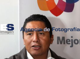 Apoya a Estudiantes Programa Oportunidades - ES imagen agencia de fotografía