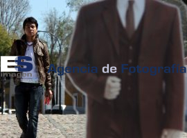 Figuras de Acrílico de Personajes de la Revolución - ES imagen agencia de fotografía