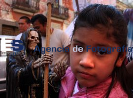 Festejan a la Santa Muerte - ES imagen agencia de fotografía