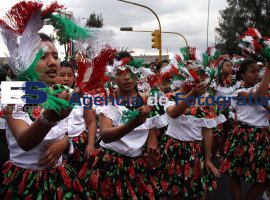 Desfile Conmemorativo al Centenario de la Revolución - ES imagen agencia de fotografía