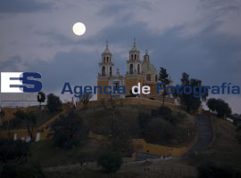 Atardecer en San Perdo Cholula - ES imagen agencia de fotografía