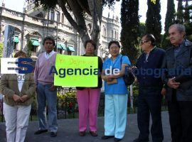Se manifiestan vecinos de La Margarita - ES imagen agencia de fotografía