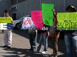 Manifestación Defraudados Bienes Raices GR - ES imagen agencia de fotografía