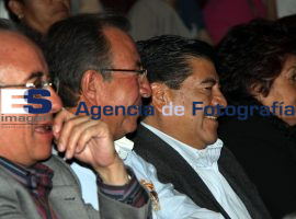 Festejan a la Policía Auxiliar - ES imagen agencia de fotografía