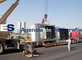 Cierran Periférico por descompostura de camión - ES imagen agencia de fotografía