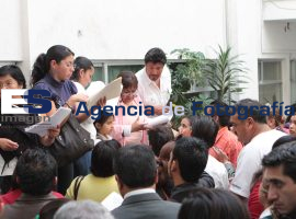 Personas pendientes de matricula en el IMSS protestan en el sindicato - ES imagen agencia de fotografía