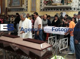 Celebran Misa de fallecidos en explosión - ES imagen agencia de fotografía