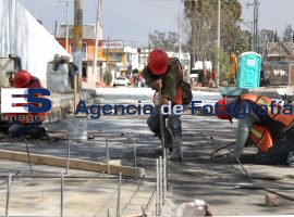 Arreglan calles aledañas al Centro Expositor - ES imagen agencia de fotografía