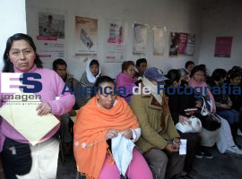 Largas Filas Credencial de Elector - ES imagen agencia de fotografía