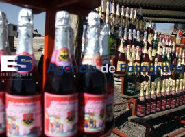 Venta de Sidra en Huejotzingo - ES imagen agencia de fotografía