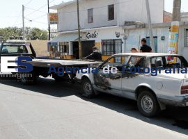 Queman nueve autos en Atlixco - ES imagen agencia de fotografía
