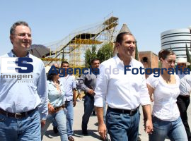 Reforestación del predio de Valle Fantástico - ES imagen agencia de fotografía