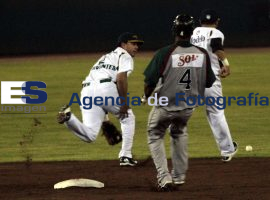 Beisbol Pericos Vs. Olmecas - ES imagen agencia de fotografía