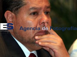 Ceremonia Entrega de Ciudadanía - ES imagen agencia de fotografía